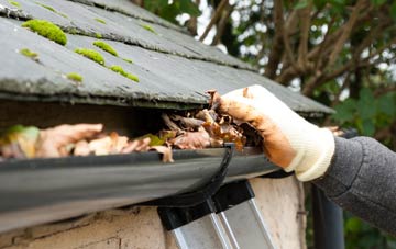 gutter cleaning Hillfoot End, Bedfordshire